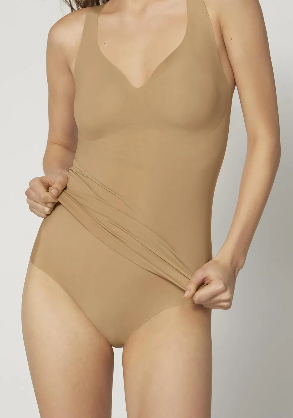 Sloggi Women ZERO Feel Maxi EX, onzichtbare hoge dames slip, huidskleur